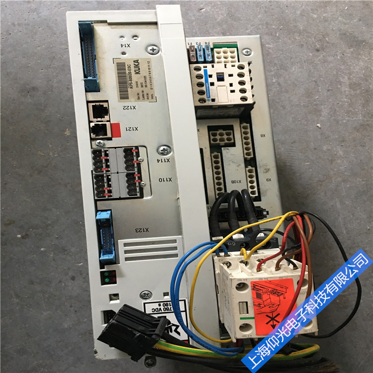 �ŷ�������ά��