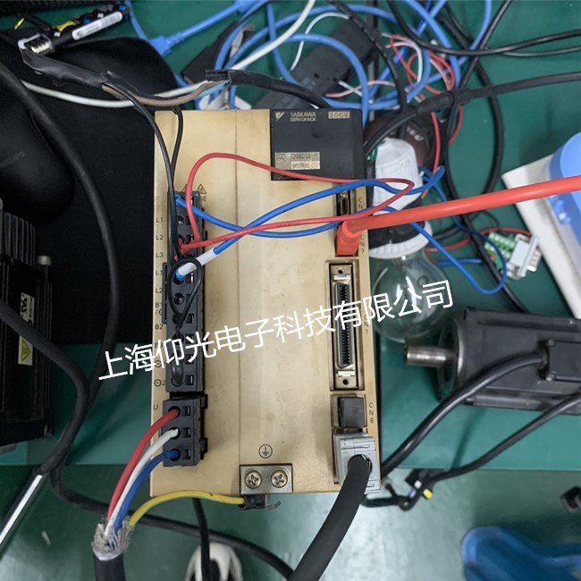 �����ŷ�������SGDV-120A01A002000����b33����ά��