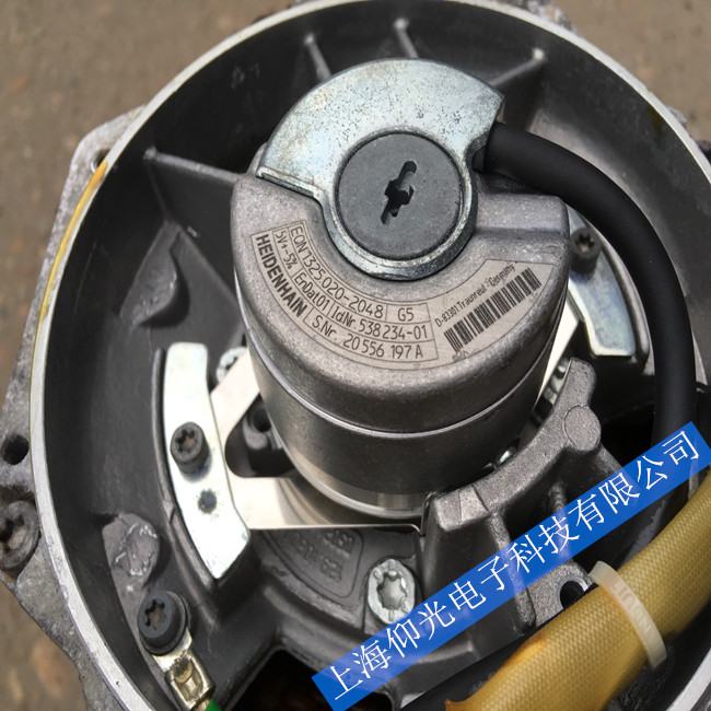 ���º��ŷ������բ�򲻿�ά�޷�������