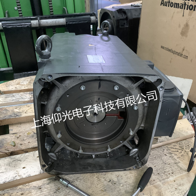 �״��ŷ����ά���ֳ�ʵ������