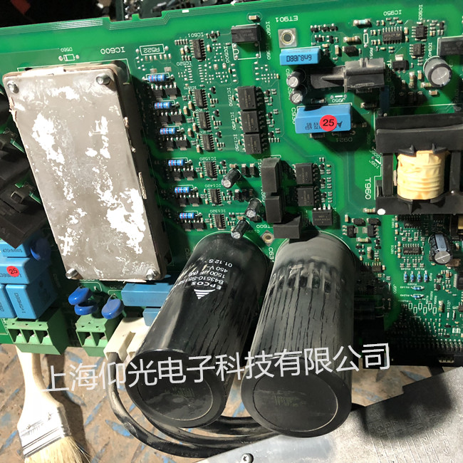 �Ϻ���ҵ��Ƶ��ά������ ��������������