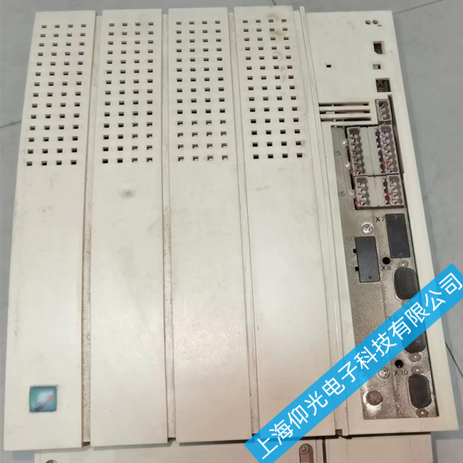 �ŷ�������ά��