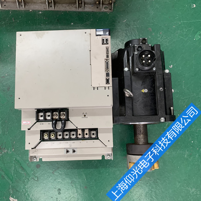 ËÅ·þµç»úάÐÞ