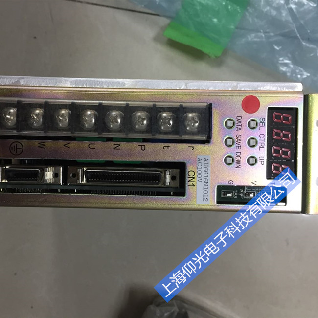 �ŷ�������ά��