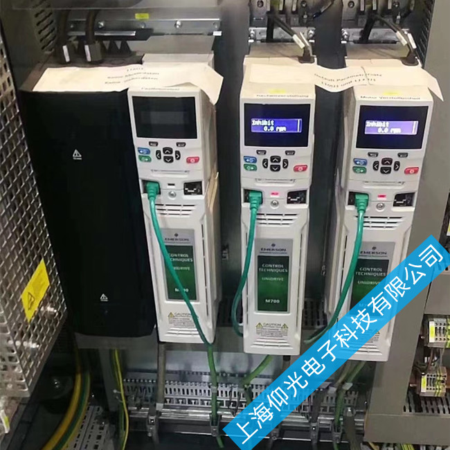 �ŷ�������ά��