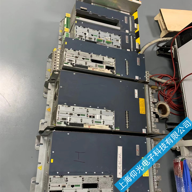 �ŷ�������ά��