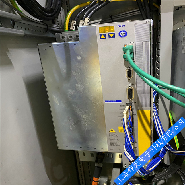 �ŷ�������ά��