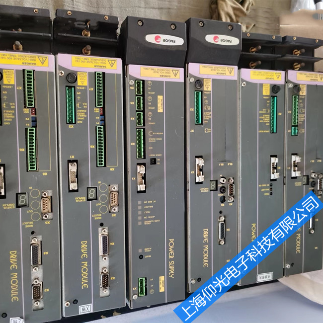 �ŷ�������ά��