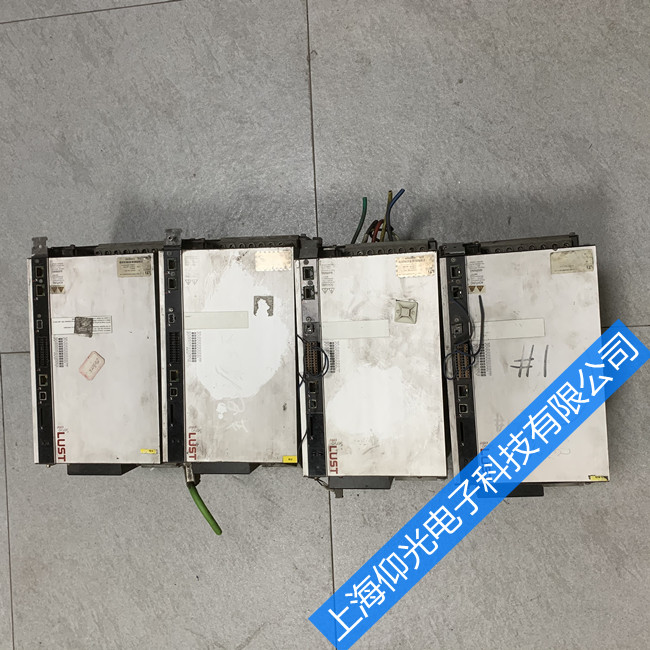 LUST·˹����������������ά�޴�������