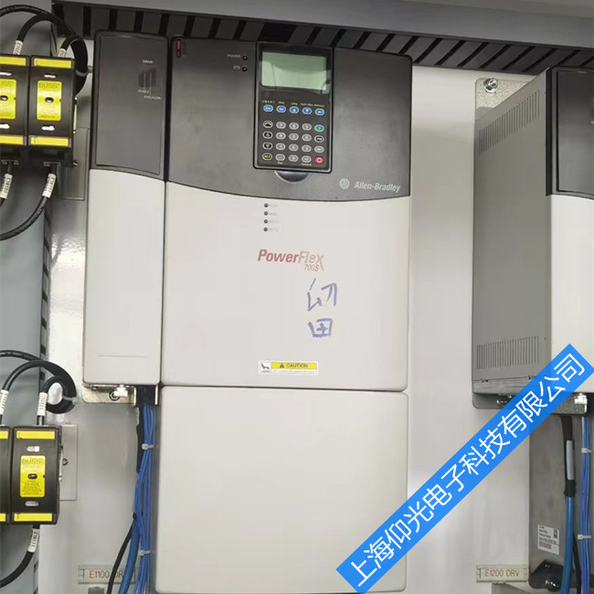 �޿�Τ��400p��Ƶ�����ϴ�����ʾF5��ѹ����ά��